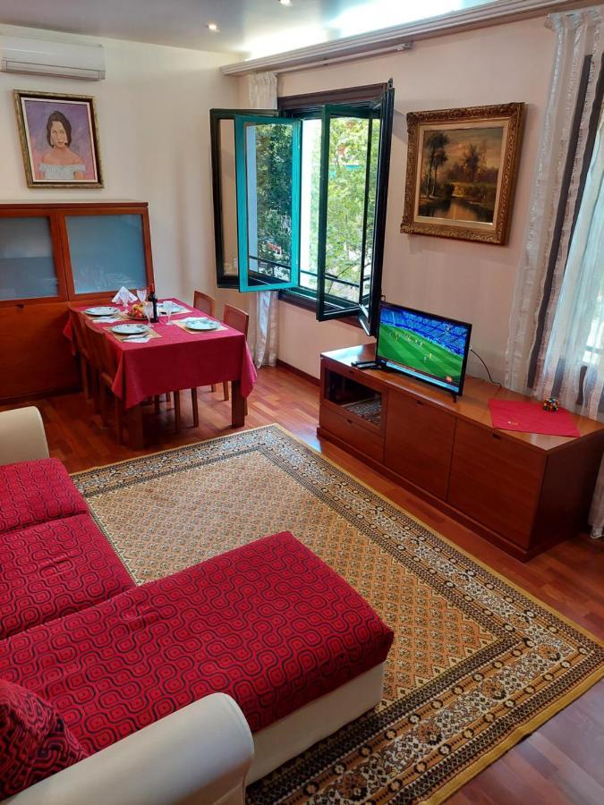 Apartamento Gran Via De Les Corts Catalanes バルセロナ エクステリア 写真