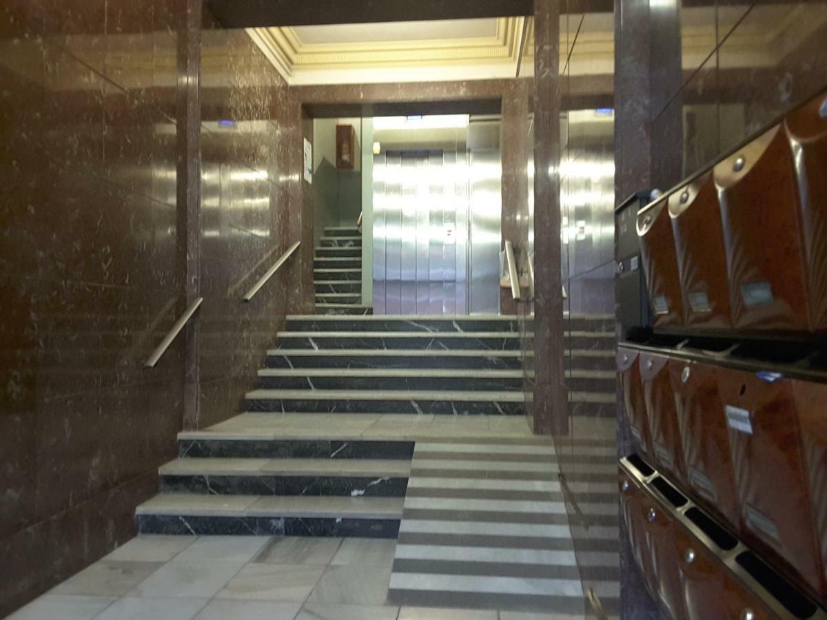 Apartamento Gran Via De Les Corts Catalanes バルセロナ エクステリア 写真
